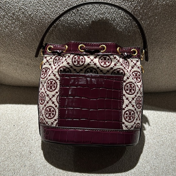 Tory Burch Garnet and Cream Chenille Bucket Bag - Picture 3 of 8